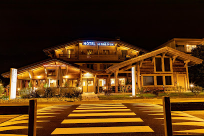 Photo Hôtel La Ferme du Lac - Restaurant Au Vieux Chalet