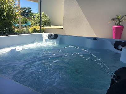 Photo Le Royal Day Spa - (Massages, Renata, Visage, JetPeel, Radiofréquence, Cryolipolyse, LDF, Spa) - Alès/Nimes (Gard)