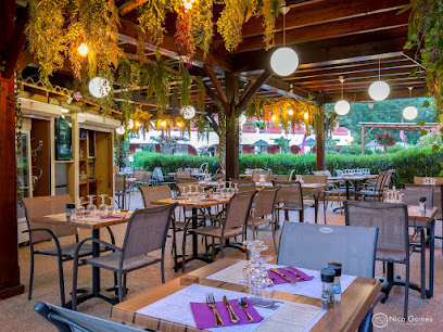 Photo Les Pins Blancs en Provence