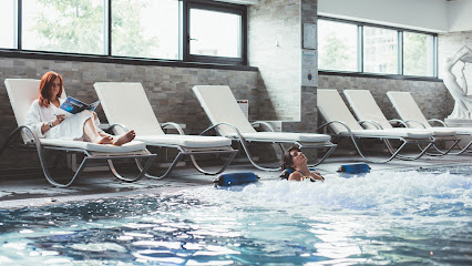 Photo Camille Becht: N°1 en Alsace : Formations CPF - Massages à domicile - Cosmétiques - Gestion de spa hôteliers