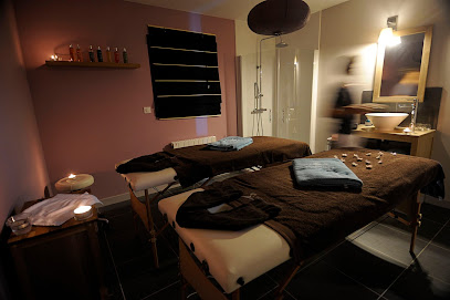 Photo SPA des Sables : Soins visage, corps, mains et pieds - Rituels bien-être et massage, Hammam et Balnéo - Institut de beauté