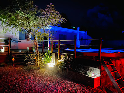 Photo Location belle villa indépendante ⭐️⭐️⭐️ avec jardin, tonnelle, piscine au sel, barbecue et spa, entièrement équipée avec 2 cham