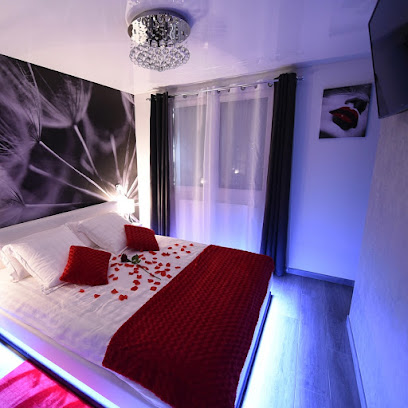 Photo Glam'appart Spa: Appartement privatif avec jacuzzi séjour romantique (Dijon, Bourgogne)