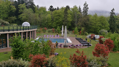 Photo Spa Adriana Karembeu