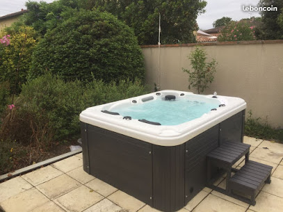 Photo Les Jardins de Launaguet - Location de vacances dans appartement/gîte T3 (4 couchages) avec Jacuzzi, Sauna, et Piscine, refait à