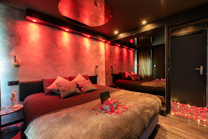 Photo L'Insolite Spa Privatif : Love Room avec spa privatif, Love hôtel, séjour ou week-end romantique, à Toulouse et Albi